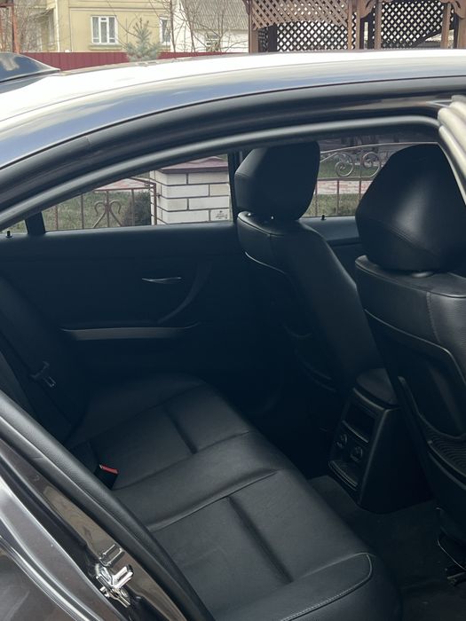 Bmw e90.