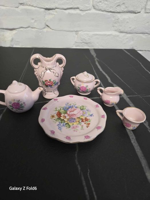 Dekoracyjny talerzyk wazonik