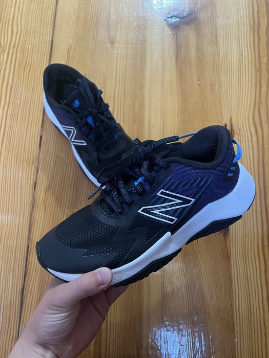 Buty New Balance Rave Run v2