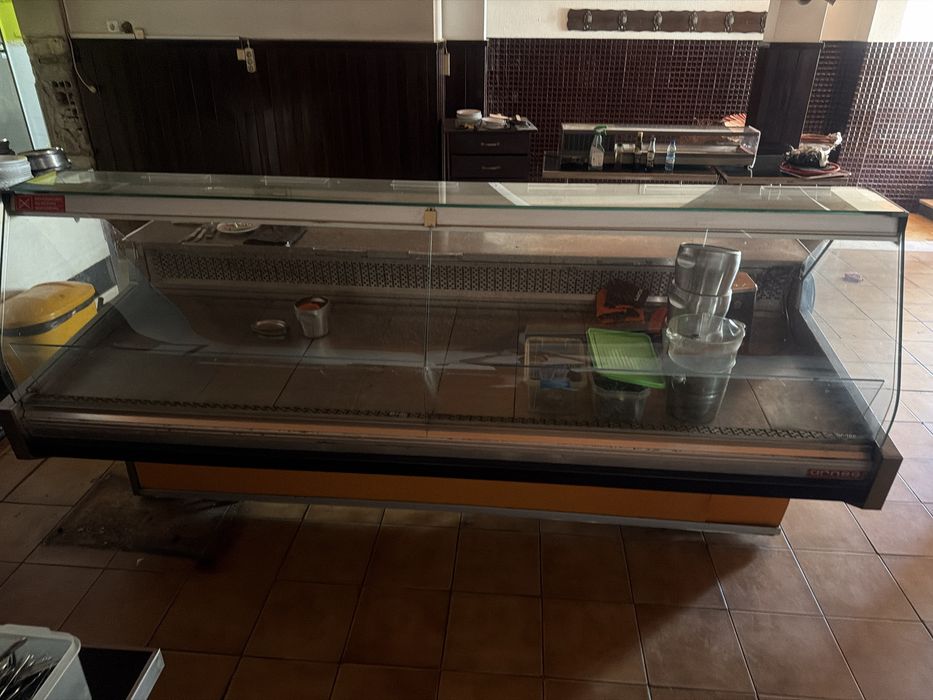 Vitrine para restaurante
