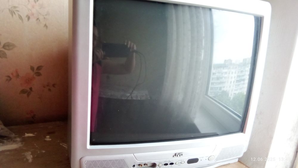 Продам телевізор JVC