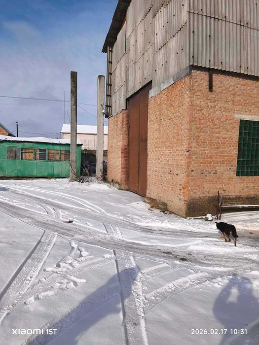 Продаж 23 сотки фасадної землі+440м виробничої будівлі