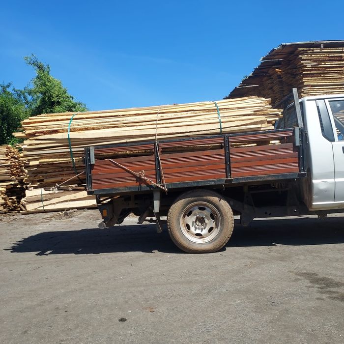 Lenha de pinho seca para fornos de assar leitões e padarias