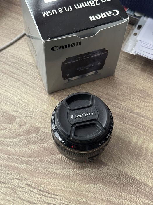Об'єктив Canon EF 28mm f/1.8 USM фікс, автофокус