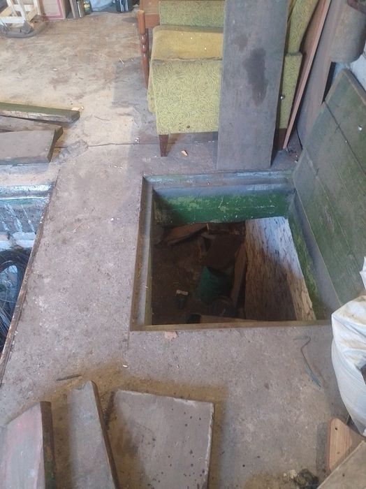 Продам гараж на черной горе