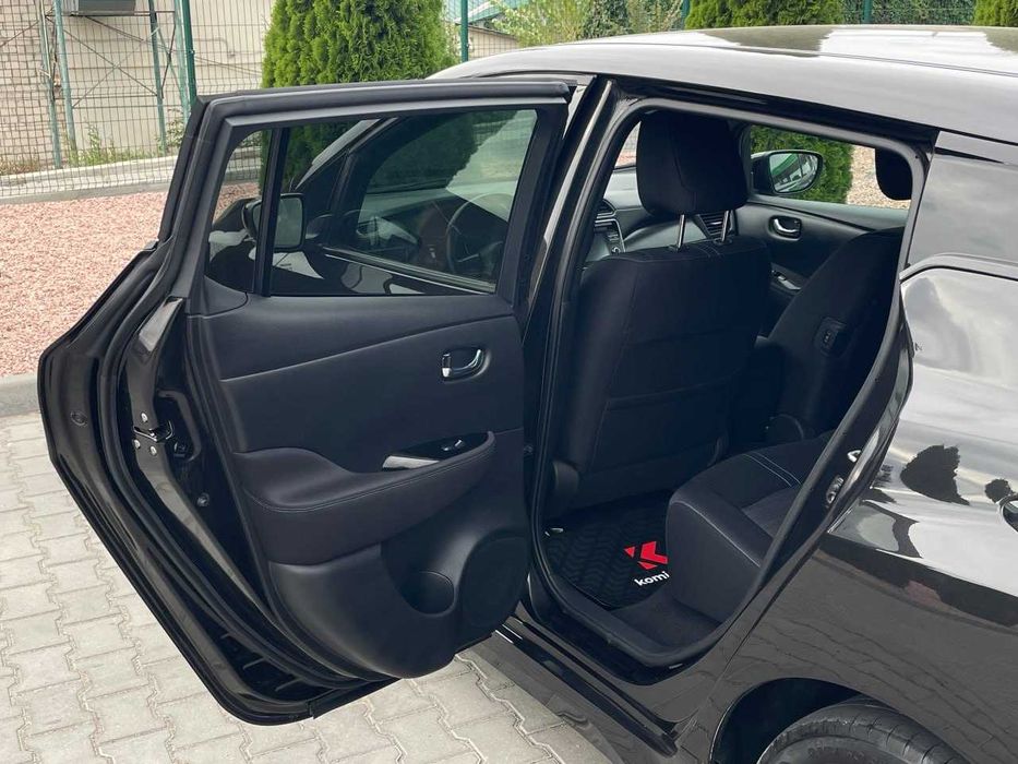 Продам  Nissan Leaf 2018. Можна в розстрочку, під викуп.