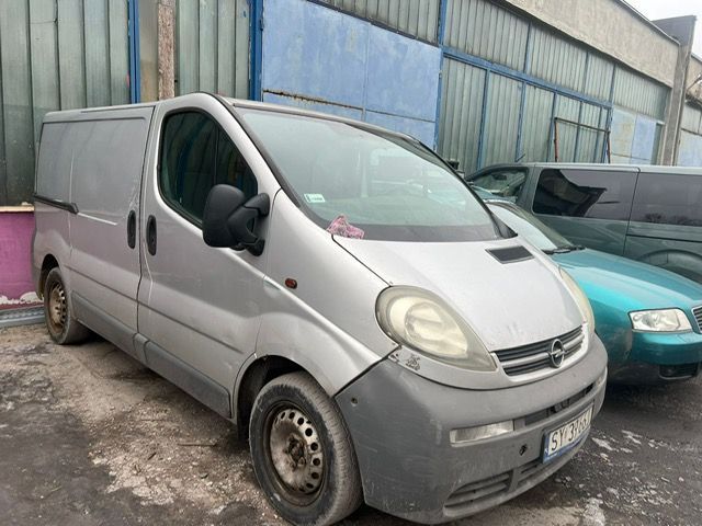 Opel Vivaro  Opel Vivaro / Renault Trafic / USZKODZONY