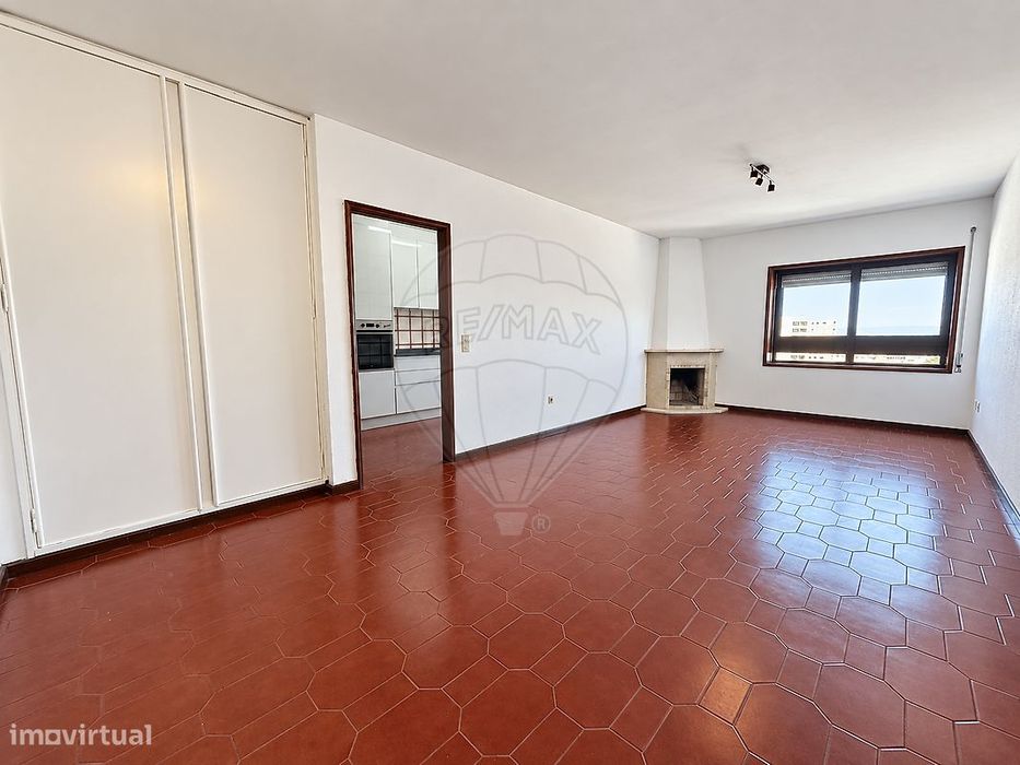 Apartamento T1 para arrendamento