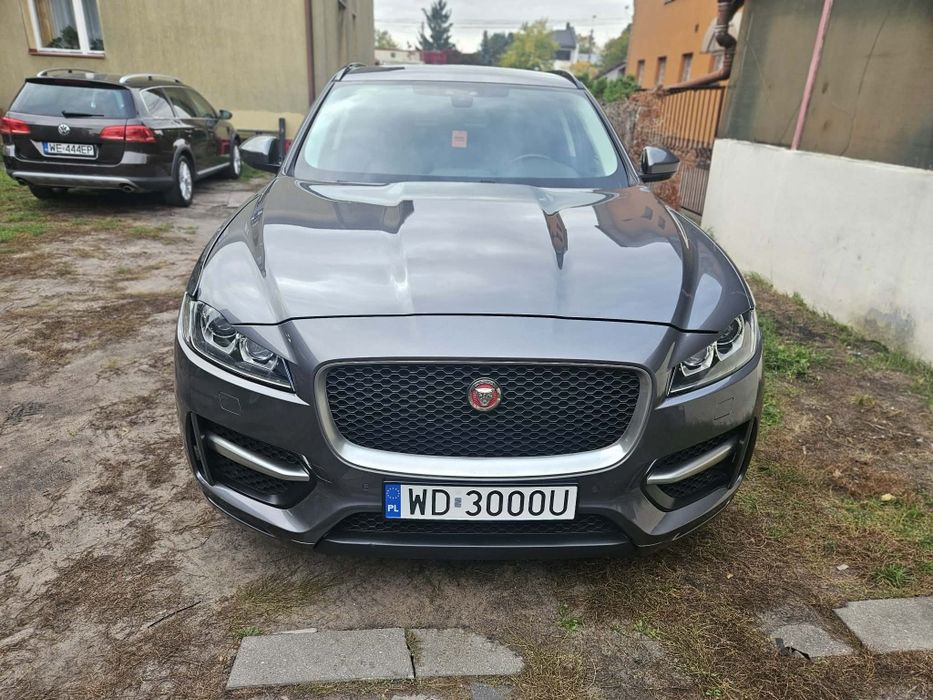 Jaguar f-pace R sport automat 2.0d