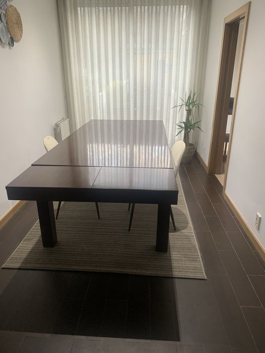 Mesa de sala de jantar