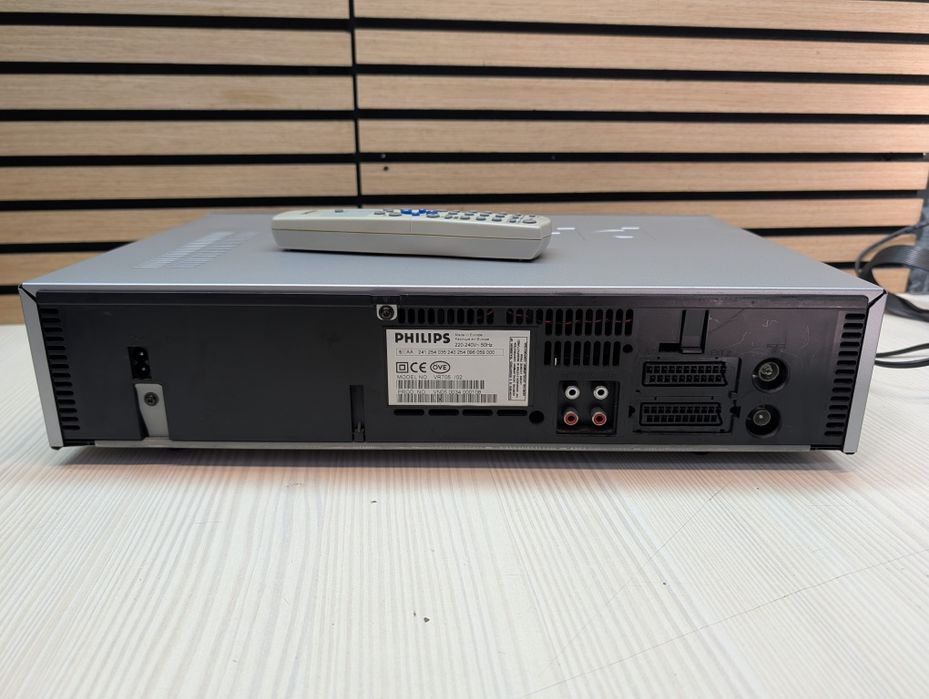 PHILIPS VR 705 #Magnetowid VHS # 6HD #Turbo Drive #Hi-Fi Stereo #Pilot
