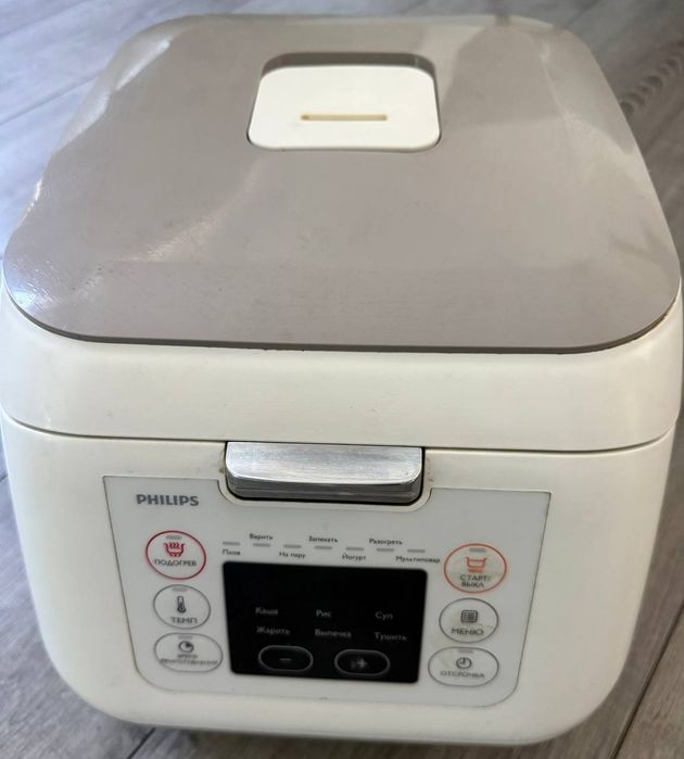 Мультиварка Philips HD4726 в хорошем состоянии