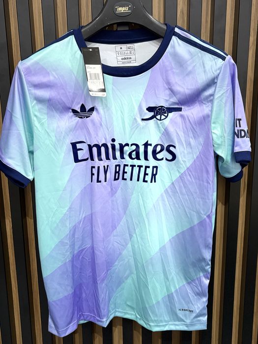 Nowa koszulka Adidas Emirates