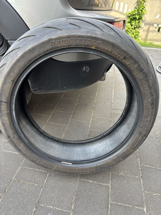 Opona 180/55zr17m/c  Bridgestone Battlax S22.