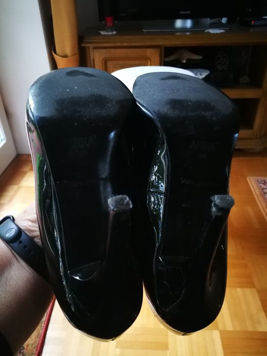 Buty damskie, lakierowane szpilki, Arka, rozmiar 39