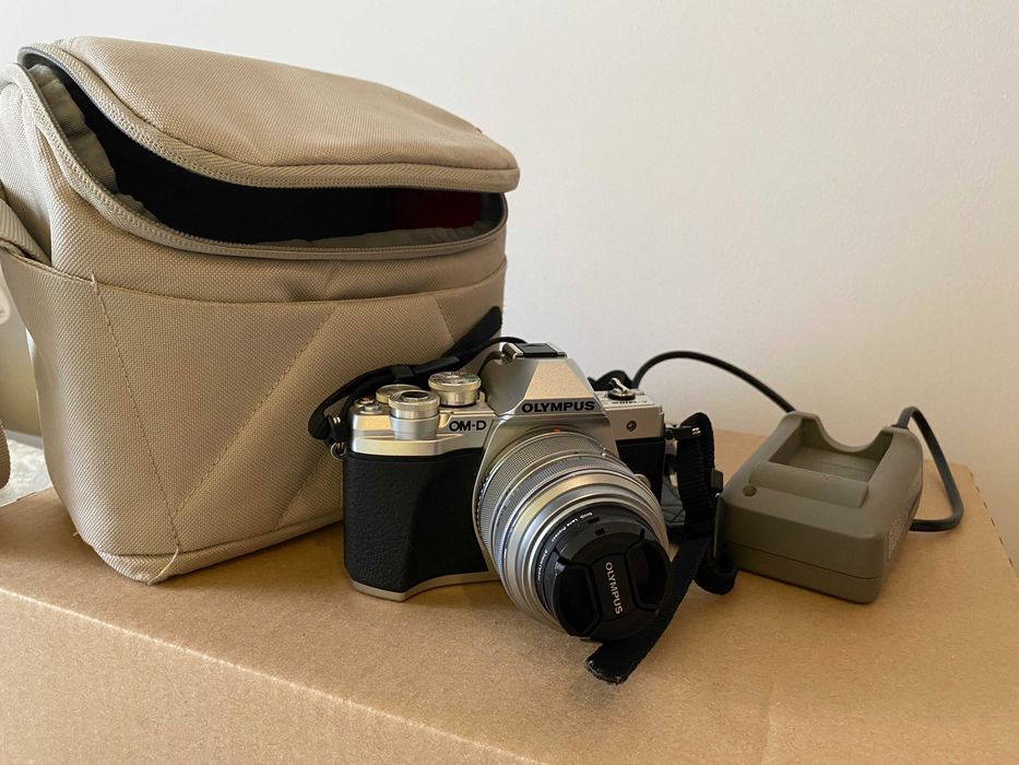 Olympus OM-D E-M10 Mark III