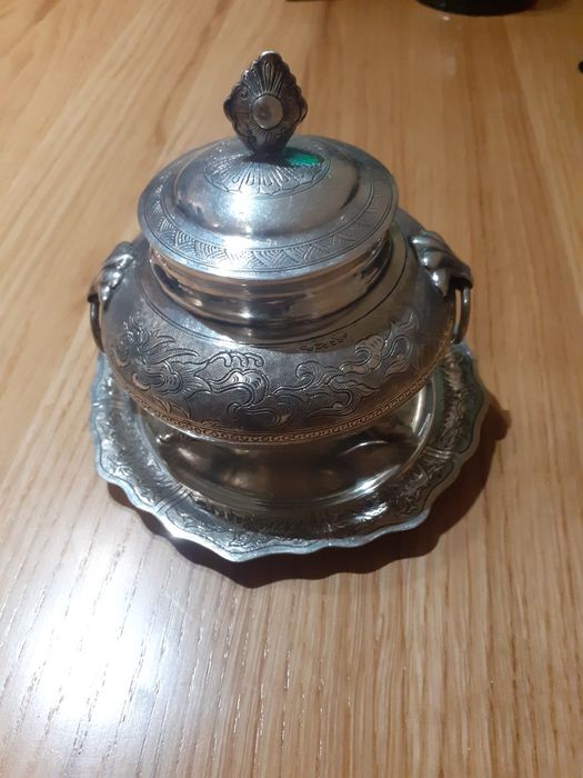 Sprzedam posrebrzaną cukiernicę