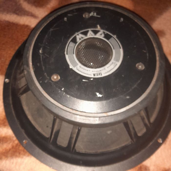 Продам динамік в гарному стані