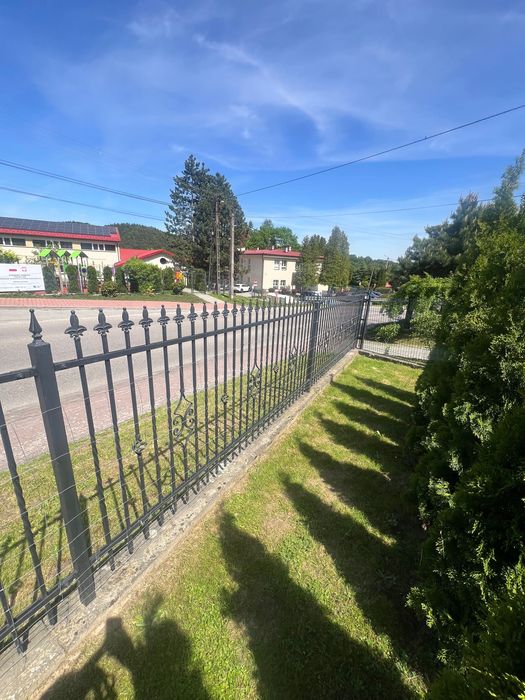 Przęsła ogrodzeniowe kute