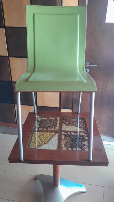 Conjunto Mesa / Cadeira Bar