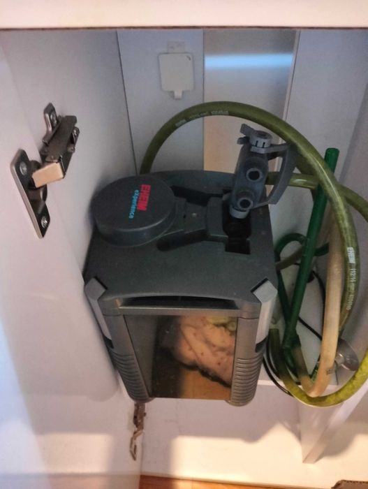 Akwarium 160 l z szafką i osprzętem
