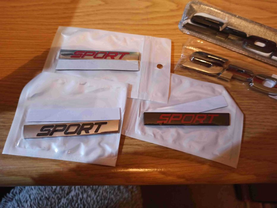 Símbolos emblemas Ford ST LINE | Seat CUPRA | SPORT