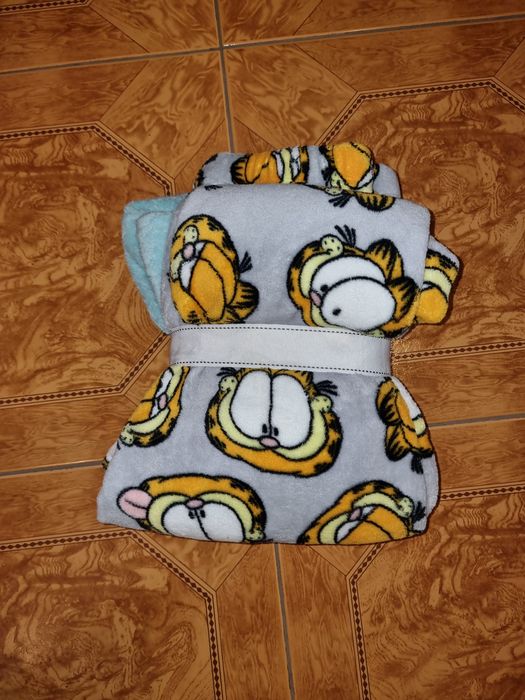 Pijama polar do Garfield para senhora Tamanho S (novo)