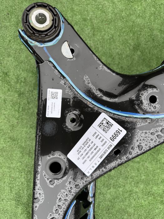 Підрамник tesla model 3/Y