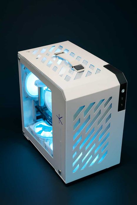 Крутий Ігровий ПК 6 ядер:Ryzen 5 5500/16Gb DDR4/RX 5700/SSD M2 256+512