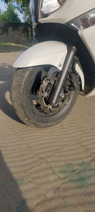 Honda Silwer Wing 400