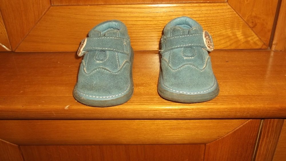 sapatos de bebé menino