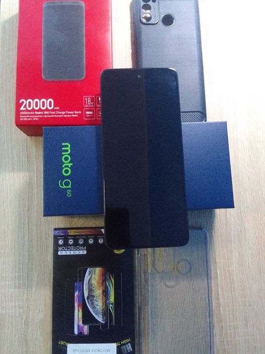 Motorola G60 zestaw z powerbank Redmi 6GB+128GB