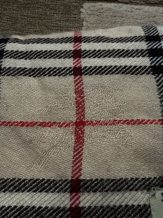 Палантин Burberry