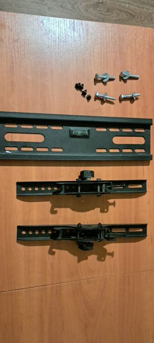 Uchwyt ścienny do telewizora