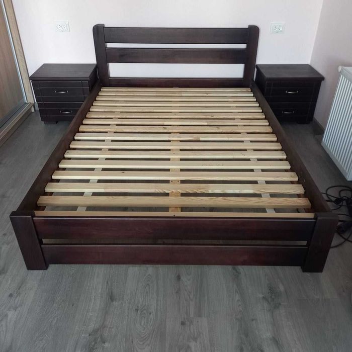 Ліжка з натурального дерева напряму від виробника в наявності