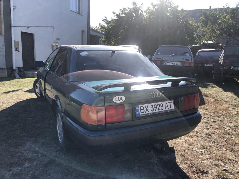 Продам Ауді 100