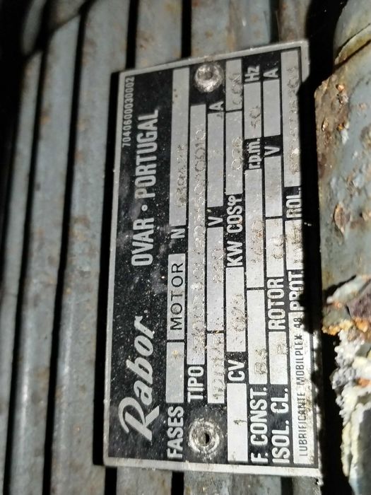 Espremedor eléctrico para uvas