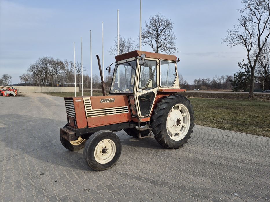 Ciągnik rolniczy FIAT 680/8  , jak New Holland , Case