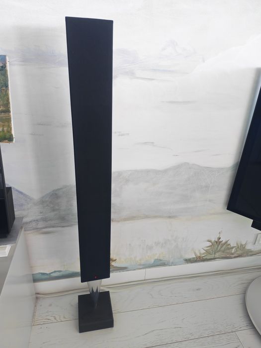 Bangs and Olufsen Colunas