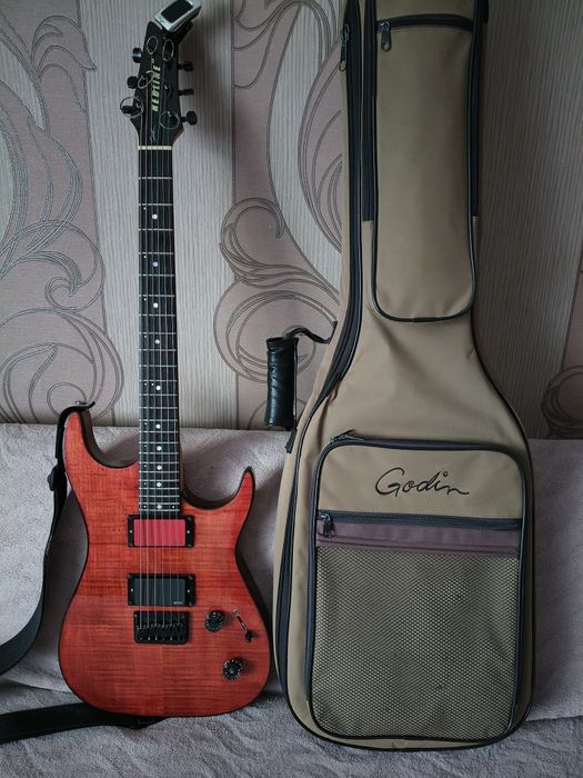 Електрогітара Godin Redline