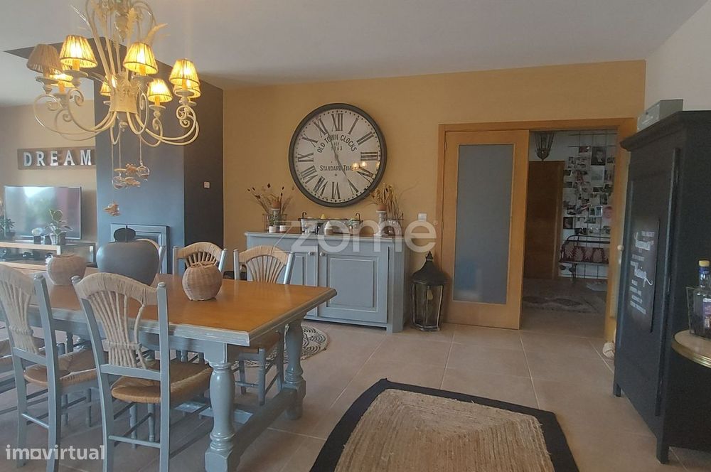 Moradia T4 Terrea a 5 min de chaves