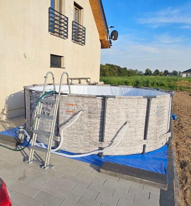 Basen Bestway 4.27x122cm używany 2 sezony.