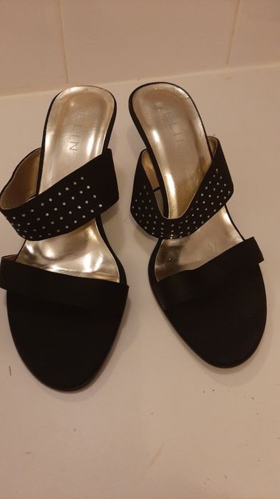 Chinelas  senhora  pretas