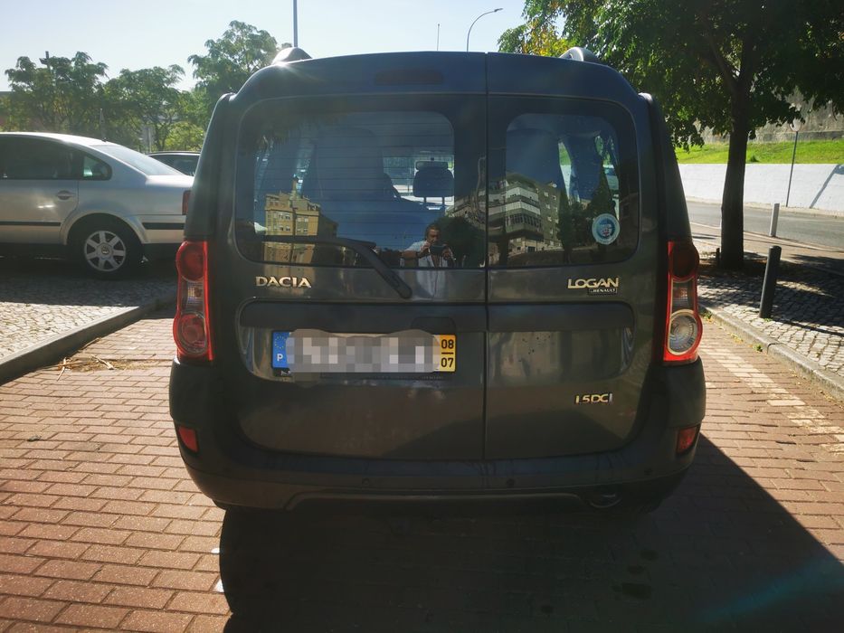 Dacia Logan 1.5dci de 7Lugares com Bola de reboque(Diesel)de 2008