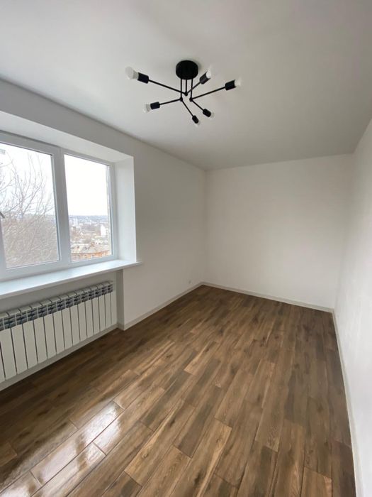 Продається тепла квартира з ремонтом