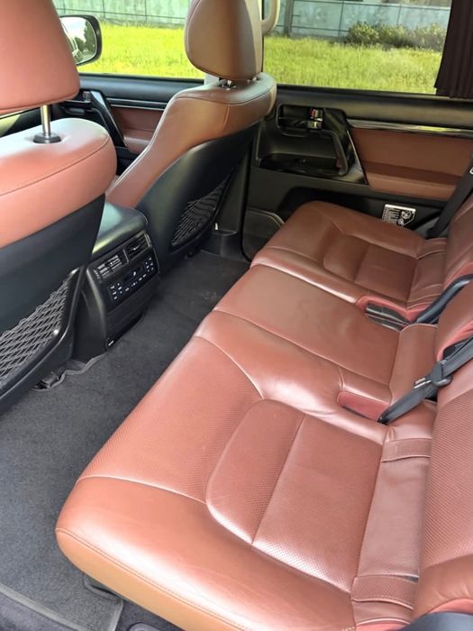 Toyota Land Cruiser 200