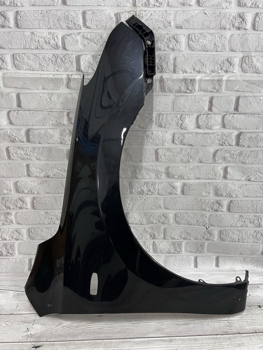 Оригінальне крило Ліве / Праве Hyundai i30