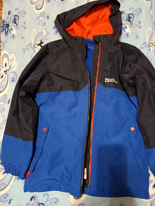 Куртка на хлопця