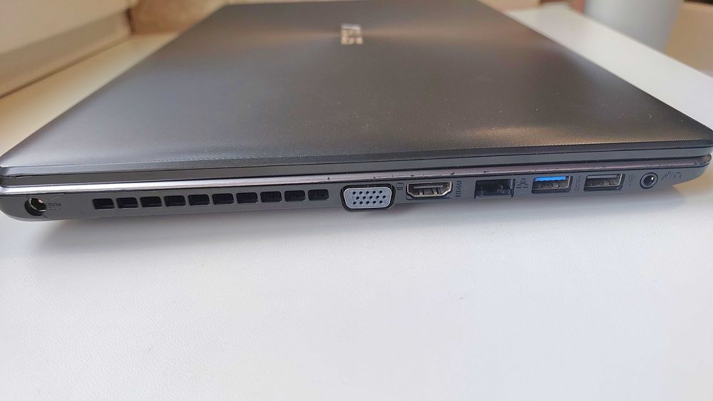 Ноутбук Asus X550CA-CJ296H с сенсорным дисплеем