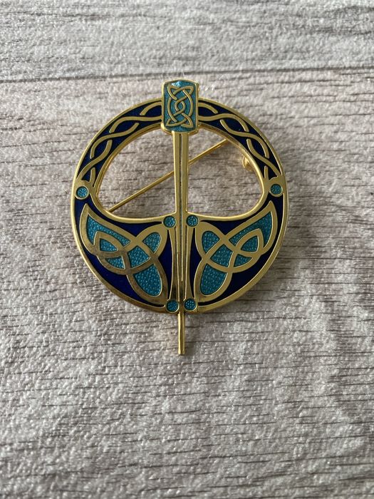 Celtic broszka tera